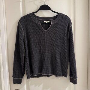 Madewell's Waffle Split-Neck Crop Tee in Coal